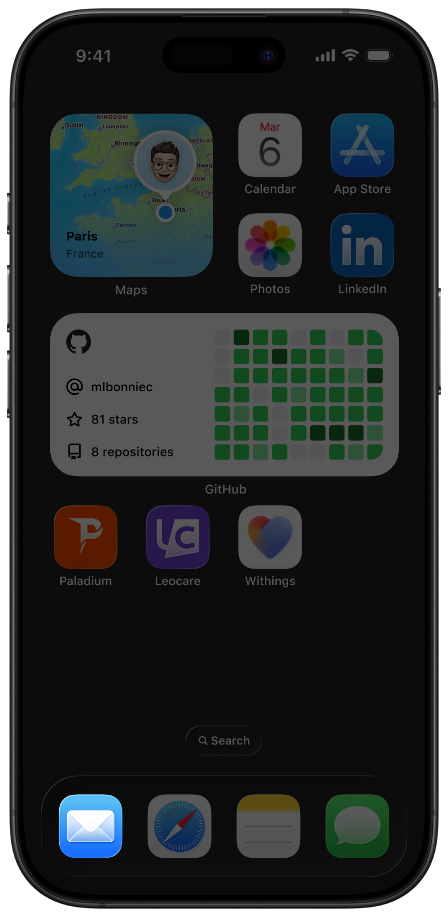 iPhone 16 Pro focused on a Mail application icon